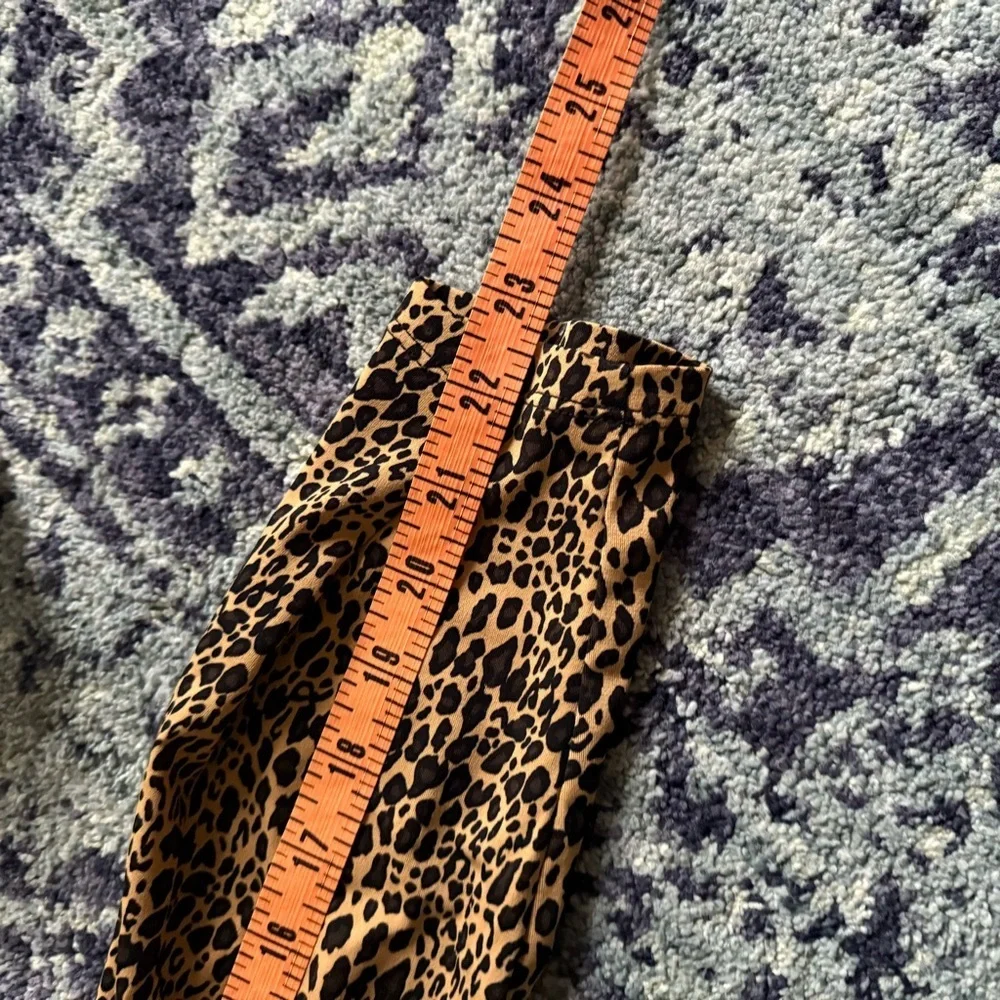 Y2K Apt. 9 Size XL Cowl Neck Long Sleeve Leopard Print Going Out Top Glamour - Picture 8 of 8